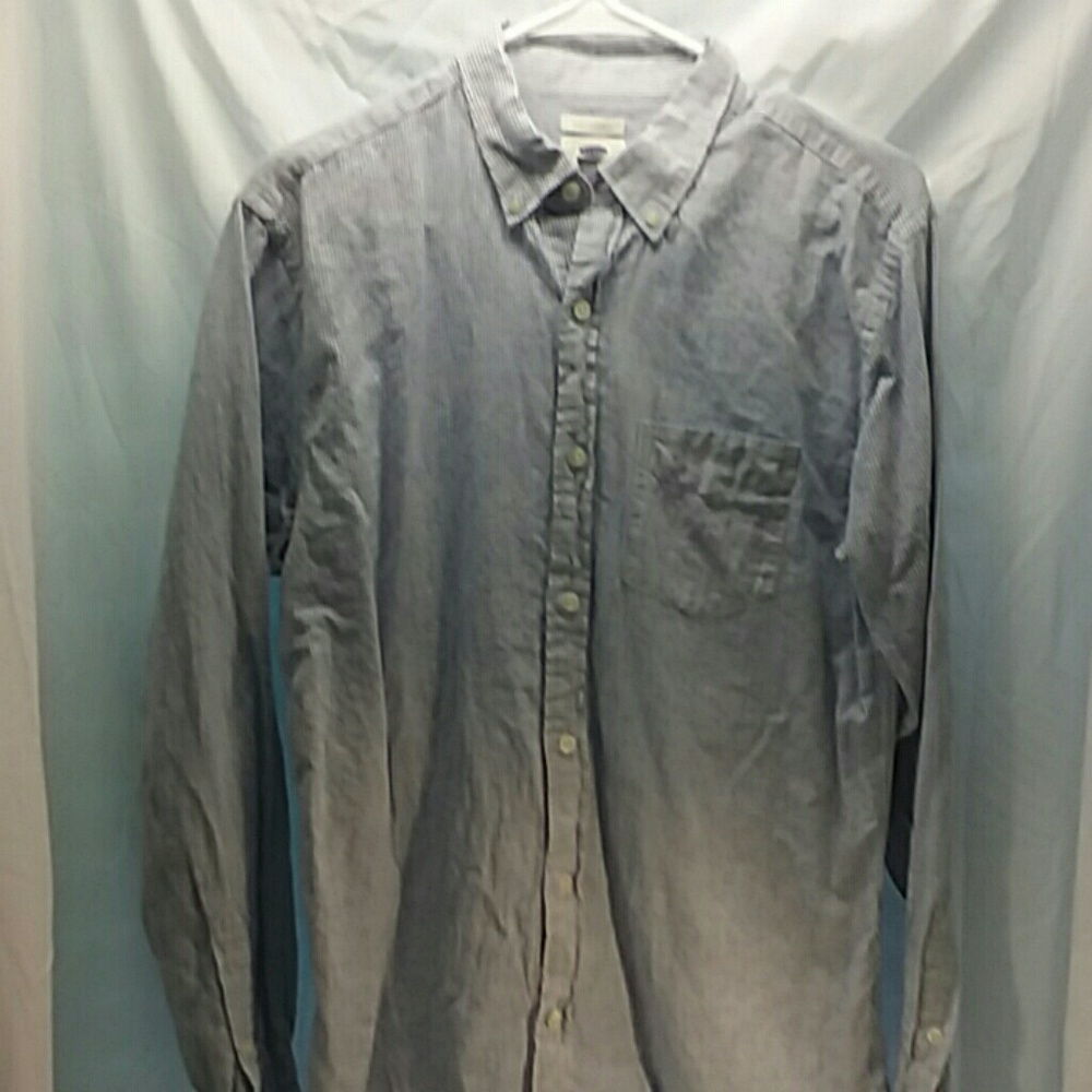 Men's  Old Navy slim fit long sleeve shirt striped